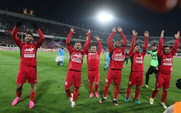 جشن قهرمانی پرسپولیس؛ مثل یووه، بایرن و لستر
