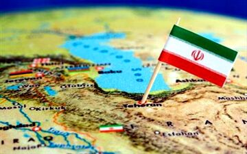 برخی از دولت‌های عرب می‌خواهند ایران را دشمن اعراب معرفی کنند