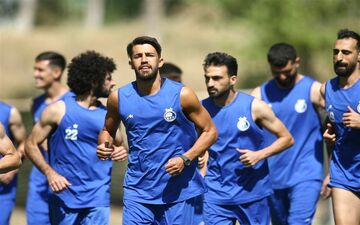  رضاوند: استقلال سر و سامان نسبی گرفته است/امیدوارم امسال با پیراهن شماره 7 فصل خوبی داشته باشم