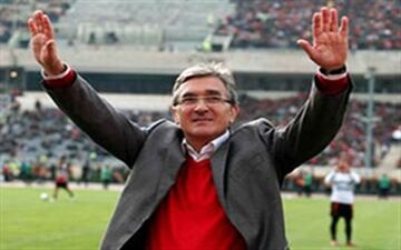  برانکو:بازیکنان پرسپولیس با شکست پیکان عیدی بدهند