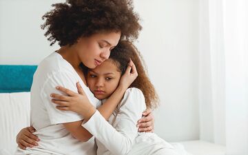 چرا بیشتر بچه‌ها با خاله و عمه صمیمی‌تر از بقیه فامیل هستند؟