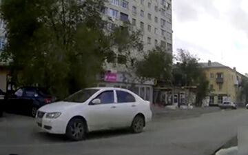 راننده خوش شانس از حادثه گریخت + فیلم