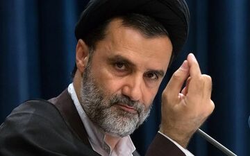 ویدئو / افشاگری محمود نبویان از معاهده جدید؛ «تحریم‌ها می‌ماند و امتیازات کلیدی را از دست می‌دهیم»