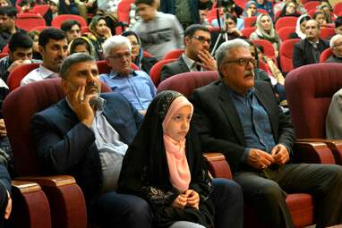 اجرا نقالی داستان کیومرث و هوشنگ از شاهنامه، مدح پیامبر، دیپاجه گروه شاهنامه‌خوانی همایون، نقل سیاوش همرا با اجرای موسیقایی توسط هنرمندان آکادمی موسیقی خونیای دانوش