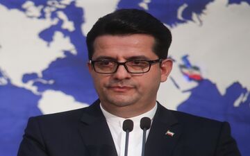 ایرانیان در گسستن زنجیرهای تحریم، پهلوان شده‌اند
