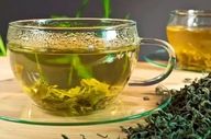 این افراد در خوردن چای سبز باید خیلی مراقب باشند!