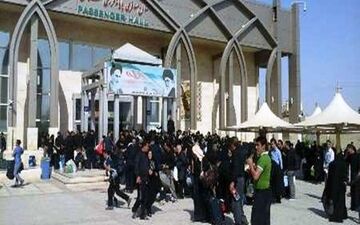 مرز مهران برای تردد زوار باز شد
