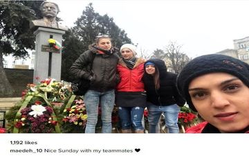 سلفی بازیکنان زن لژیونر والیبال ایران با هم تیمی هایشان در بلغارستان!