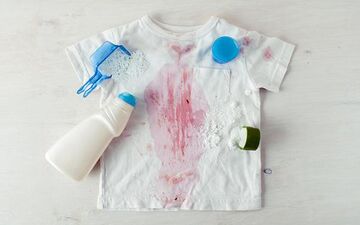 لباس رنگ گرفته را چطور پاک کنیم؟