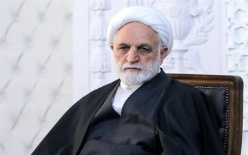 اژه‌ای: دشمن به مخدوش کردن وحدت و انسجام ملی چشم دوخته است 