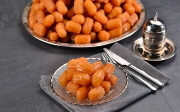 طرز تهیه بامیه خانگی – شیرینی سنتی با طعمی لذیذ و بافتی ترد