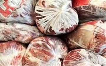 توزیع ۴۳۰ تن گوشت منجمد گوساله در گلستان/مشکلی برای تأمین میوه شب عید نداریم