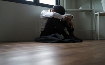 علاقه به گوشه گیری و انزوا علامت بیماری است؟