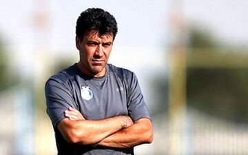  یک استقلالی به قهرمان اعلام کردن پرسپولیس واکنش نشان داد