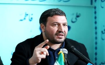 محمد رشیدی: گرانی انرژی، راه‌حل ناترازی نیست