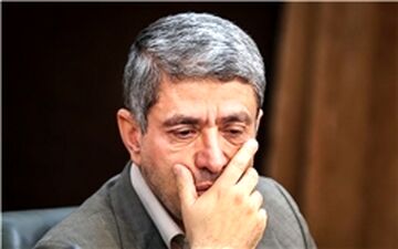 طیب‌نیا حرف‌هایی زد که نباید می‌زد/ هماهنگ نبود!