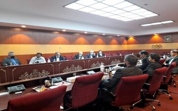 توسعه همکاریها و تبادل بازیکن
