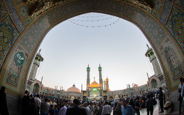  مقام و پاداش زائران حضرت معصومه(س) چیست؟

