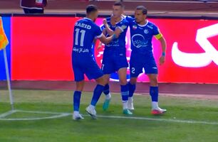 گل اول استقلال به پرسپولیس با ضربه آسانی + ویدیو