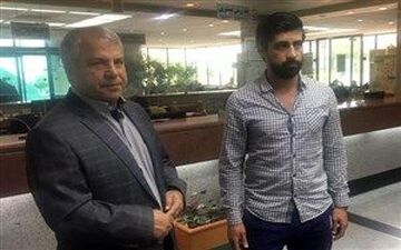 ویلای علی پروین فروش نرفت / دولت ۱۰ میلیارد تومان به پسرش بدهکار شد + سند