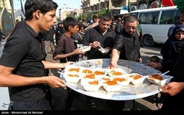 پخش نذری ماه محرم در آمریکا