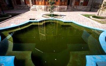  علت جالب به وجود آمدن حیاط در خانه ها چه بود؟
