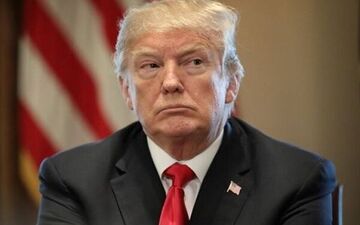 ترامپ: «مایک» کوچولو به مشاورانت حقوق نده