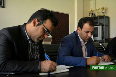 نشست خبری مدیر عامل انتقال خون کرمانشاه با اصحاب رسانه به مناسبت روز جهانی اهدا خون
