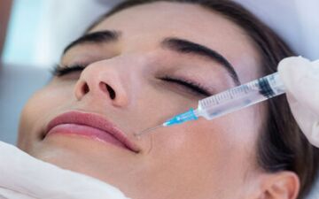 قبل و بعد از بوتاکس می توان آرایش کرد؟

