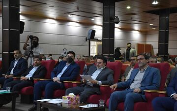 اصلاح مسیر بودجه سالیانه باعث کنترل تورم خواهد شد/ تصمیم عجولانه در تفکیک وزارت صمت و بازرگانی صحیح نیست