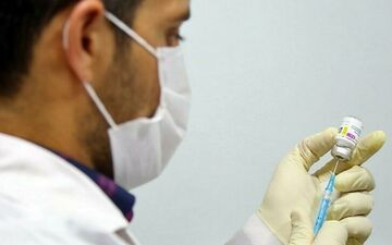 اولویت های تزریق دُز سوم واکسن با چه کسانی است؟