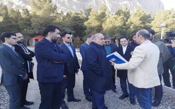 
باید زمان اقامت گردشگران را در بیستون افزایش دهیم