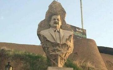  حذف مجسمه جلال طالبانی از قلعه‌ای در کرکوک