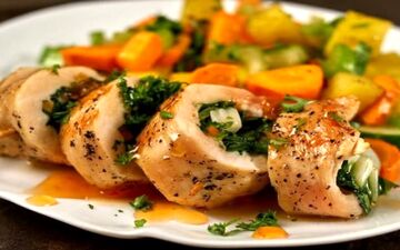 طرز تهیه رولت مرغ و سبزیجات| حتما درستش کنید!