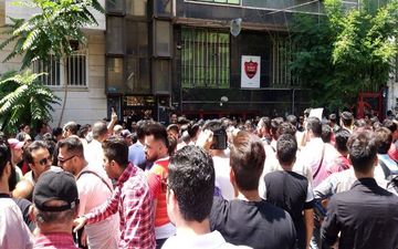 اعتراضات به روز سوم کشیده شد؛ شعار پرسپولیسی ها علیه عرب