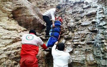 حادثه دلخراش در ایلام/ مرگ دو نفر در اثر سقوط از کوه 