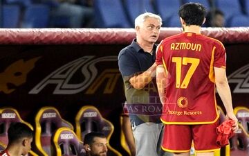 مورینیو: عاشق بازی سردار آزمون هستم
