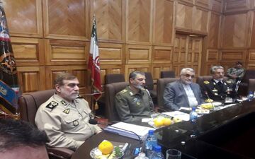 دیدار اعضای کمیسیون امنیت ملی مجلس با فرمانده کل ارتش