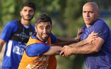 خبر خوش برای هواداران نگران استقلال/ کاوه رضایی به شایعات پایان داد