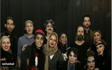 پوشش و گریم جنّی بازیگران زن در نمایش «تمام زنان اجنه ی شیخ محمود» (عکس)