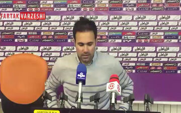 سرمربی معروف پرسپولیسی: با احترم به تیم حریف باید3  یا 4 بر 0 می بردیم   
