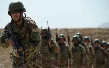 پادگان آموزشی آمریکا در قلب افغانستان 