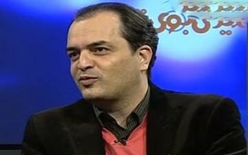  عذرخواهی آقای مجری از جادوگر فوتبال ایران 