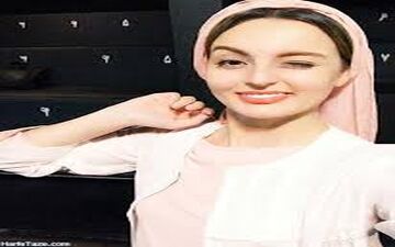 سلفی آینه ای به سبک نیلوفر پارسا