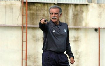 با استعفای سرمربی ملوان مخالفت شد