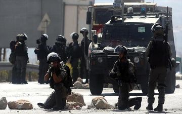 لحظه تیر خوردن خبرنگار زن توسط نظامیان اسرائیلی+فیلم 