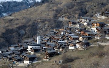 اگر در این روستا ساکن شوید، پول می گیرید!+تصاویر