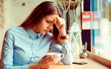 دارم از سردرد می‌میرم! چکار کنم؟