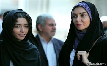 خوابیدنِ عجیب آزاده نامداری در جنگلِ پاییزی+عکس 