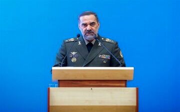 وزیر دفاع: مسئولیت کاهش خدمت سربازی با ستاد کل نیروهای مسلح است